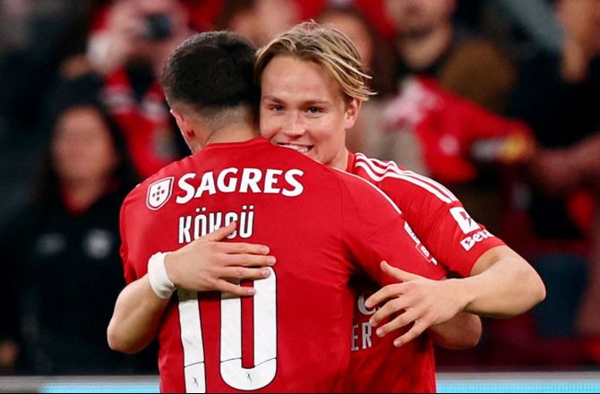 Primeira Liga -Schjelderup åbnede målkontoen i Benfica