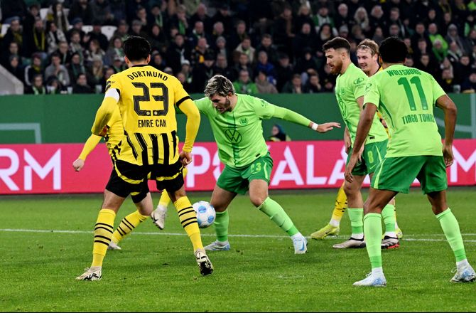 Bundesliga -Jonas Wind missede træning