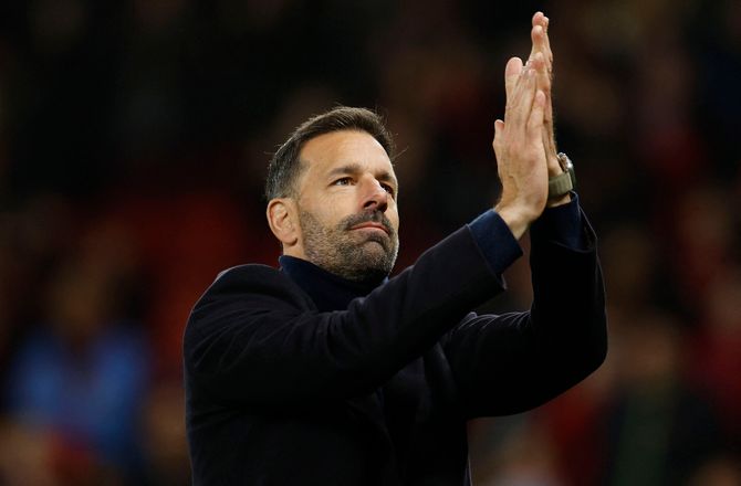 Premier League -Van Nistelrooy har snakket med Sir Alex: Altid dejligt