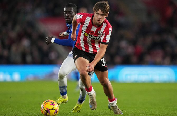 Premier League -Saints-boss griner af Uniteds bud på stortalent 