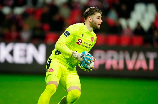 3F Superliga -AaB forlænger med Vincent Müller