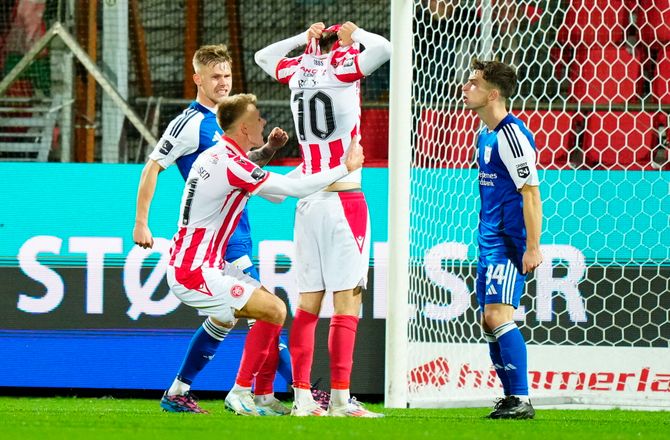3F Superliga -Provstgaard dummede sig: Se AaB's straffe her