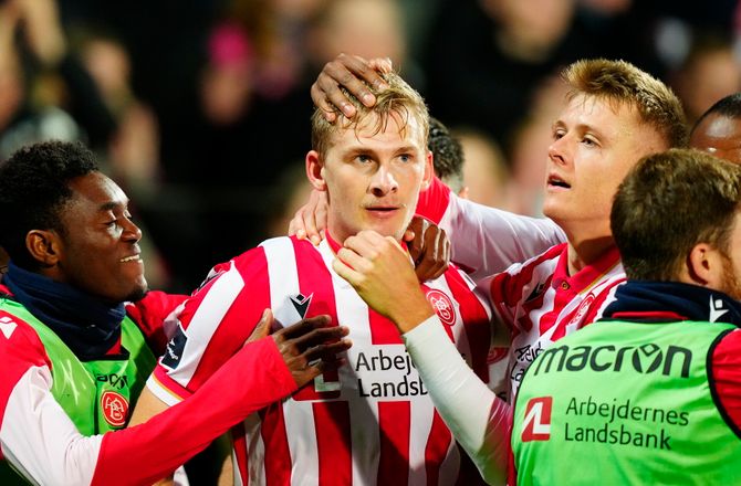 3F Superliga -SLUT: AaB - Vejle minut for minut
