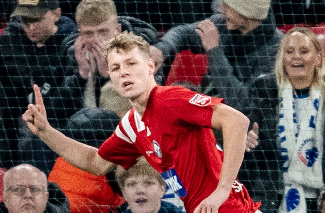 3F Superliga -Ny SIF-skade: Simmelhack opereret i hånden