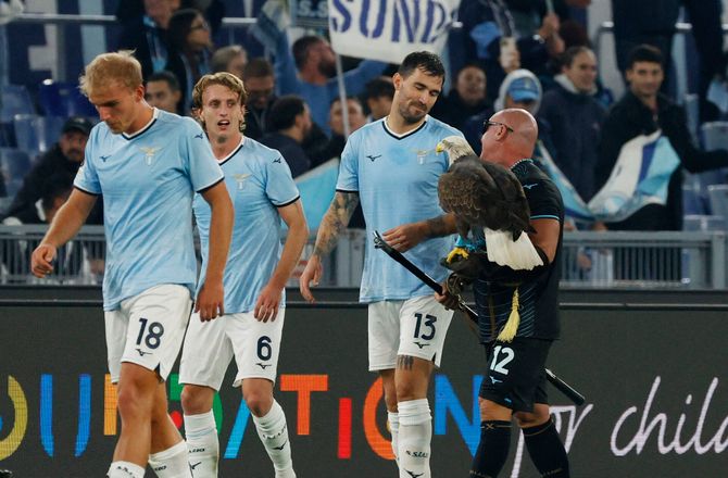 Serie A -Lazio fyrer ørnepasser efter penisvideo