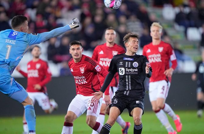 3F Superliga -Målmandstræner stopper i Vejle