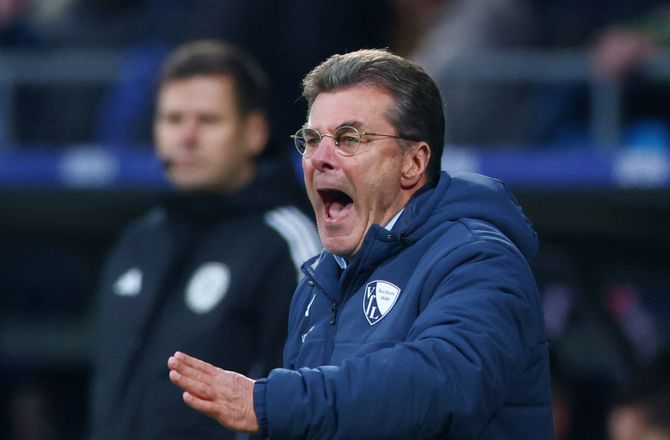 Bundesliga -Officielt: Dieter Hecking tager over i Wolfsburg