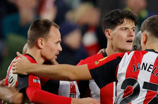 Premier League -Lige før landskampe: Damsgaard med første PL-mål