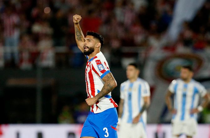 Premier League -11. signing: Sunderland forstærker sig med Omar Alderete