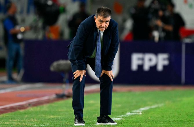 CONCACAF Nations League 1 -Costa Rica fyrer landstræner