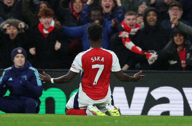 Premier League -Saka så op til tidligere AGF-spiller