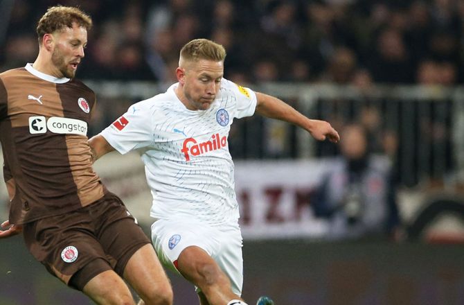 Eerste Divisie -Lewis Holtby ophæver kontrakten