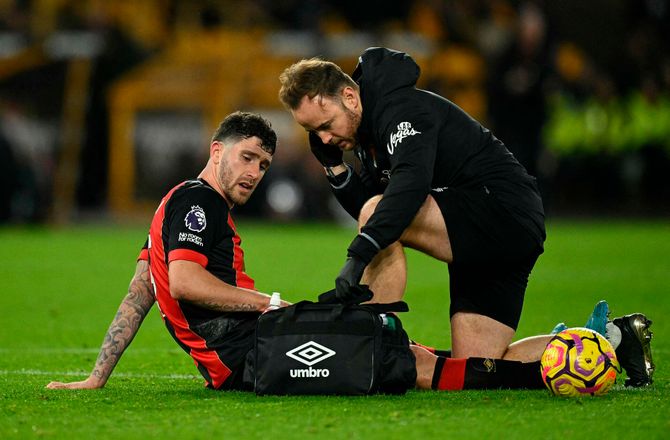 Premier League -Bournemouth-forsvarer har været under kniven