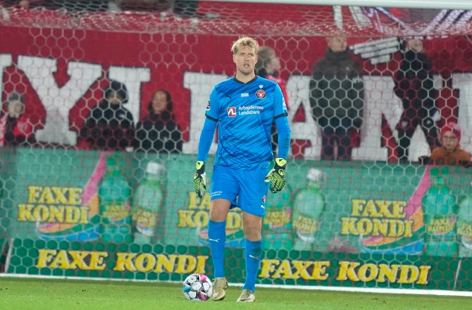 3F Superliga -Lössl med sjælden startplads: Så klarer jeg vinteren