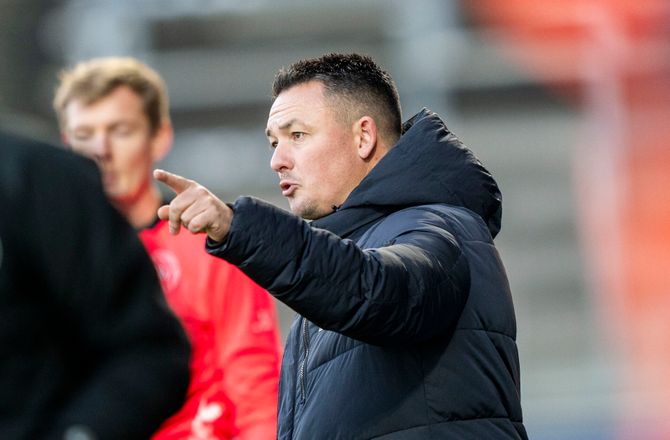 3F Superliga -Rasende over udskiftning: Olti lærer hele tiden