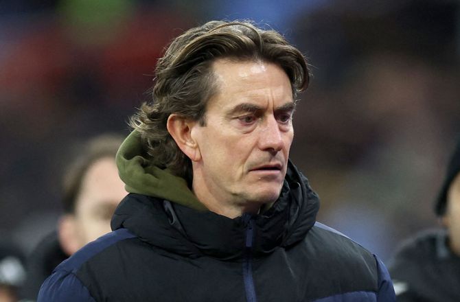 Premier League -Frank lægger sig fladt ned: Men der var ikke straffe