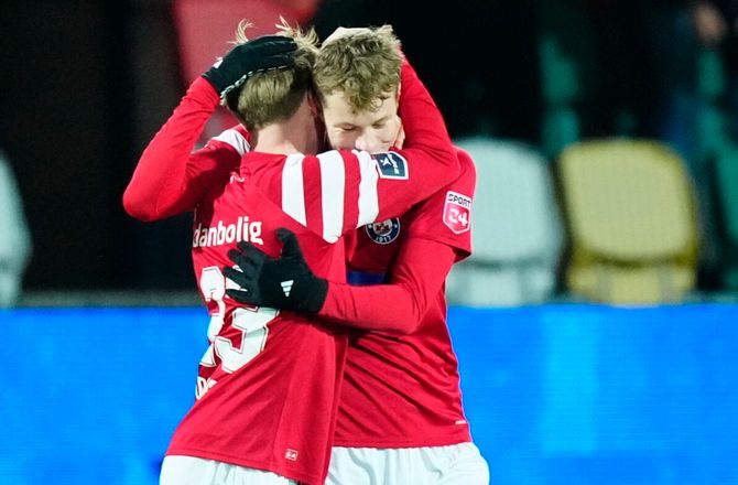ECL-kval -Simmelhack starter på toppen for Silkeborg