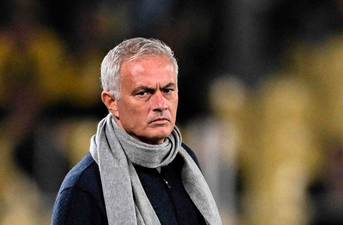 Europa League -Dagen før: José Mourinho er i karantæne til FCM-brag