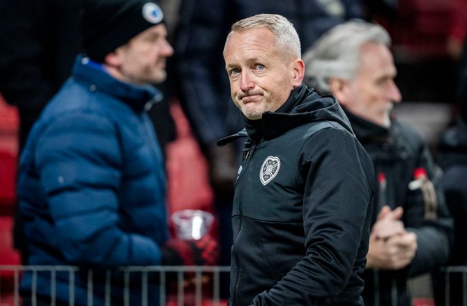 Premiership -Brighton-ejer vil købe sig ind i Premiership-klub