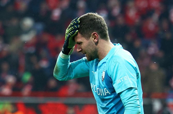 Bundesliga -Dortmund henter backup-keeper i Bochum