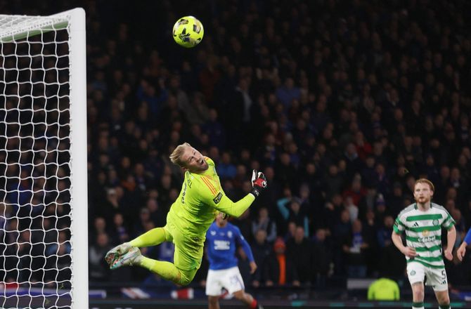 Scottish League Cup -Video: Celtic-jubel afbrudt efter lynmål i Old Firm