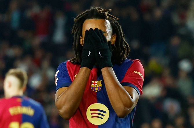 La Liga -Kæmpefiasko: Barcelona taber hjemme til oprykker