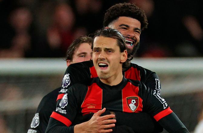 Premier League -Bournemouth-chok: Enes Ünal er færdig for sæsonen
