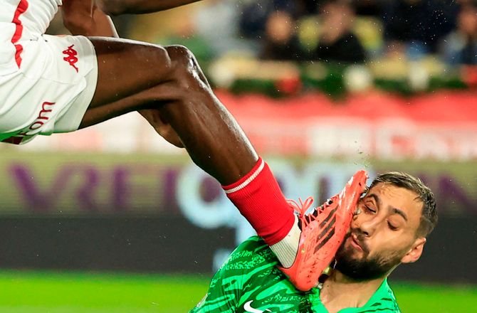 Ligue 1 -PSG-angriber raser: Dommeren har kun ét job