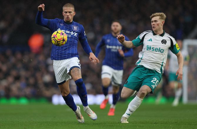 International -Ipswich sælger profil lige inden PL-start