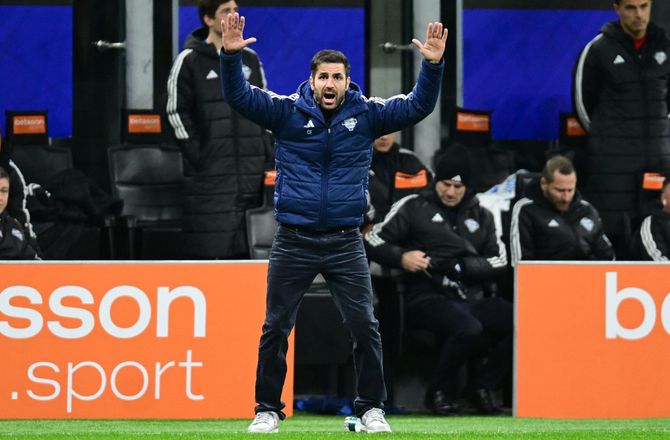Serie A -Fabregas revser sine spillere: Vis nu karakter