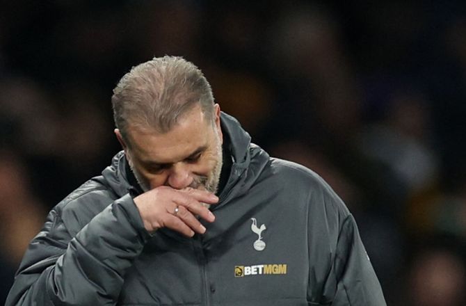 Premier League -Ny skuffelse for Spurs: Wolves snød Tottenham til sidst