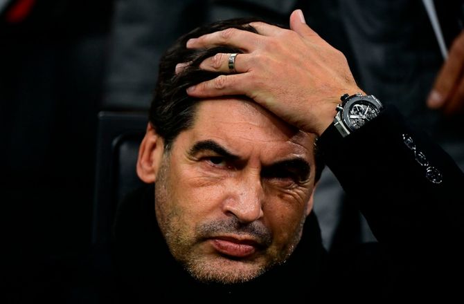 Ligue 1 -Lyon-træner afsoner lang karantæne: De vil statuere et eksempel 
