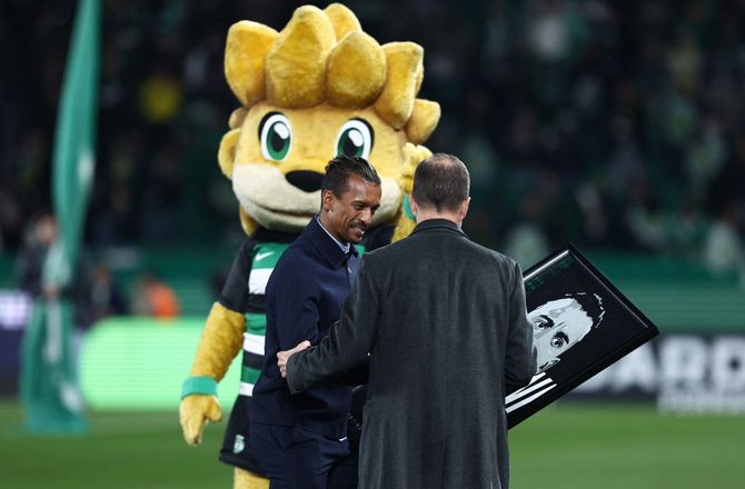 Primeira Liga -Sporting hyldede pensioneret Nani inden derby