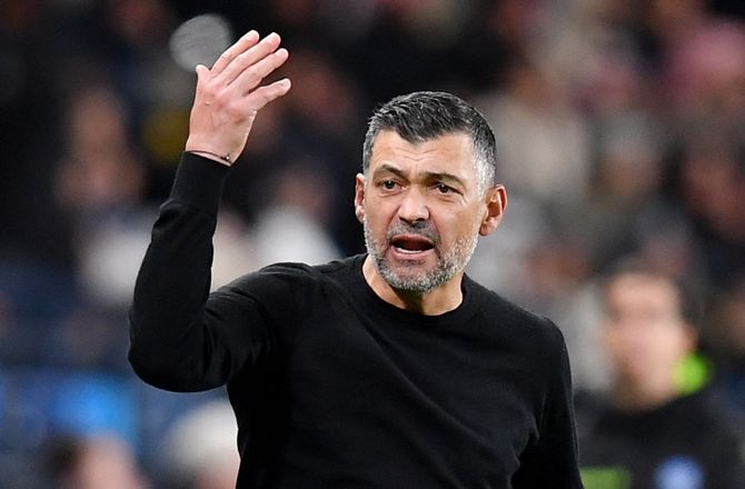 Serie A -Officielt: AC Milan fyrer Sérgio Conceição