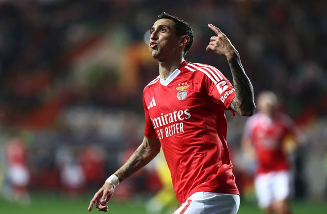 Liga Cup -Di Maria viste klassen: Benfica er finaleklar