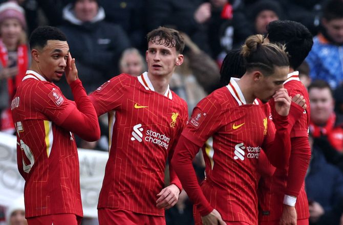Premier League -Officielt: Liverpool sælger Tyler Morton