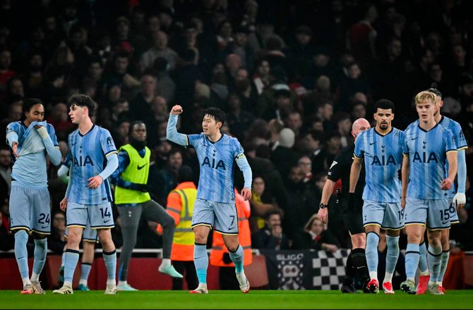 Premier League -Se her: Son flugter Spurs i front på Emirates