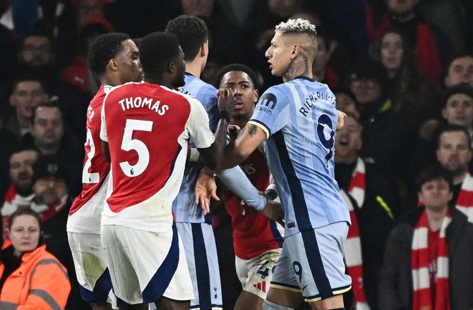 Premier League -SLUT: Arsenal - Tottenham minut for minut