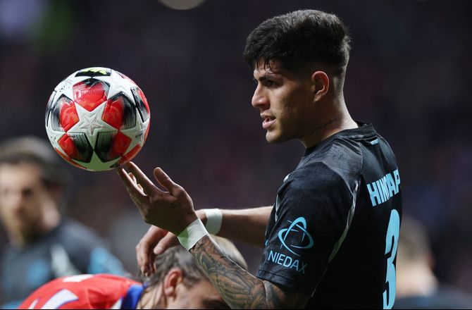 Premier League -Hincapie meldes tæt på Arsenal