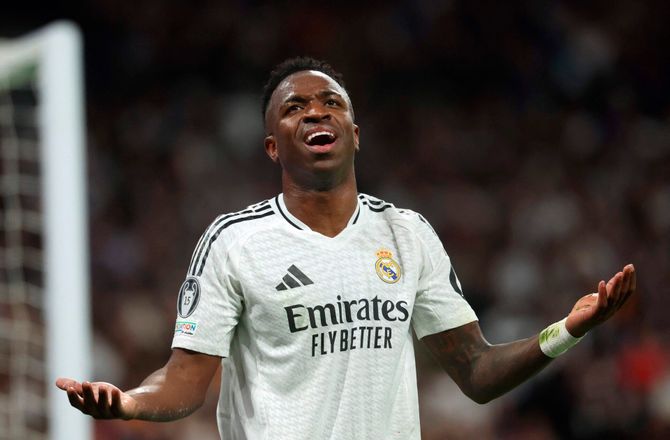 Champions League -Se Vinícius filme sig til advarsel