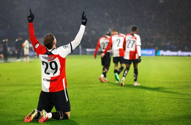Europa League -Feyenoords EL-kamp fremrykket - i fare for aflysning