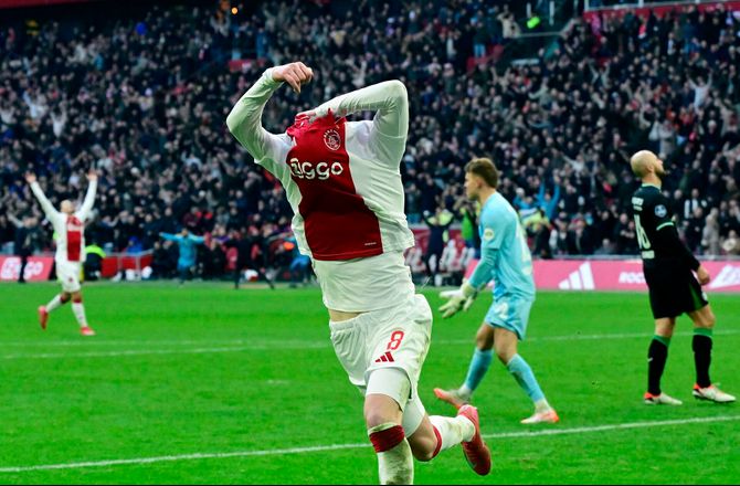 Æresdivisionen -Se her: Gaaeis smukke vinderassist får stadion til at eksplodere