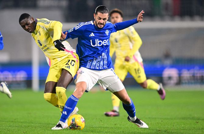 Serie A -Como-forsvarer har været under kniven ovenpå slem skade