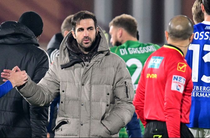 Serie A -Fabregas raser over VAR: Der er forskel på klubber