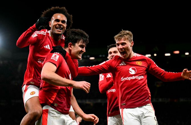 FA Cup -Bedøm selv: Var Maguire offside?