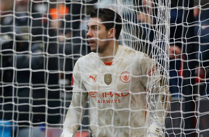 FA Cup -Sensation lurer - Leyton Orient scorer fra midten mod City