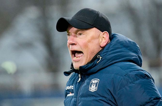 3F Superliga -AGF skifter to – AaB bænker Widell