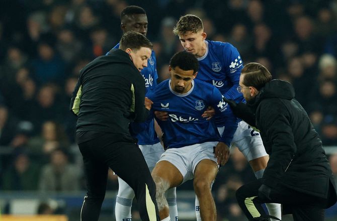 Premier League -Everton vil have Ndiaye tilbage: Han har fået injektioner