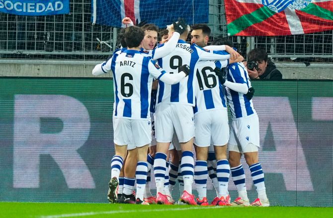 La Liga -Sociedad vandt højdramatisk basker-derby