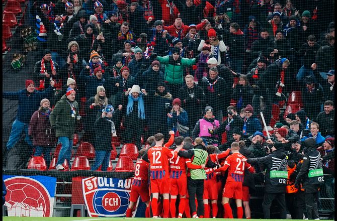 Bundesliga -Otte år på bænken: Heidenheim siger farvel til keeper